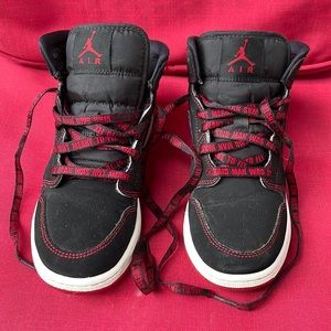 Jordan Youth Air Jordan 1 Mid Fearless